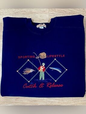 Vintage Winona Knits Sweatshirt Men’s L (Fits Big) Blue Fishing Made in USA Crew